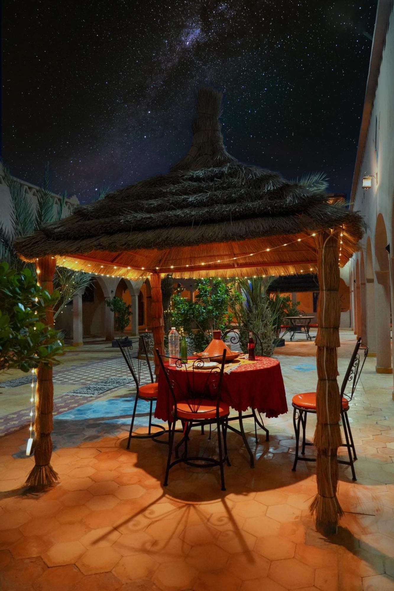 Auberge Les Roches Merzouga Exterior photo